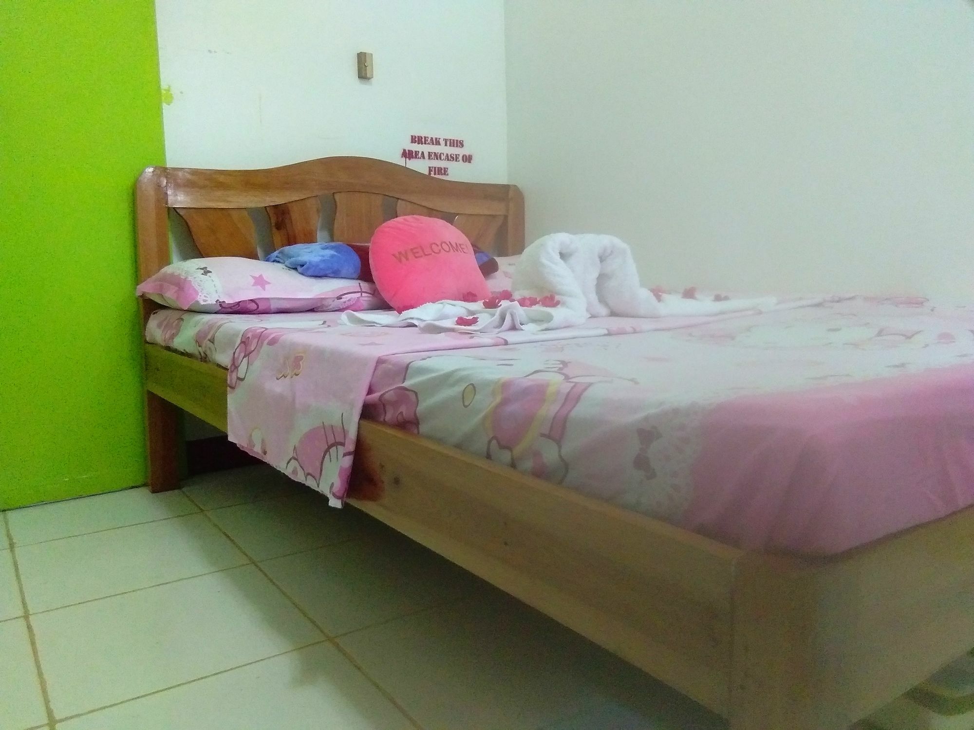 Casaoro Homestay Puerto Princesa Екстер'єр фото